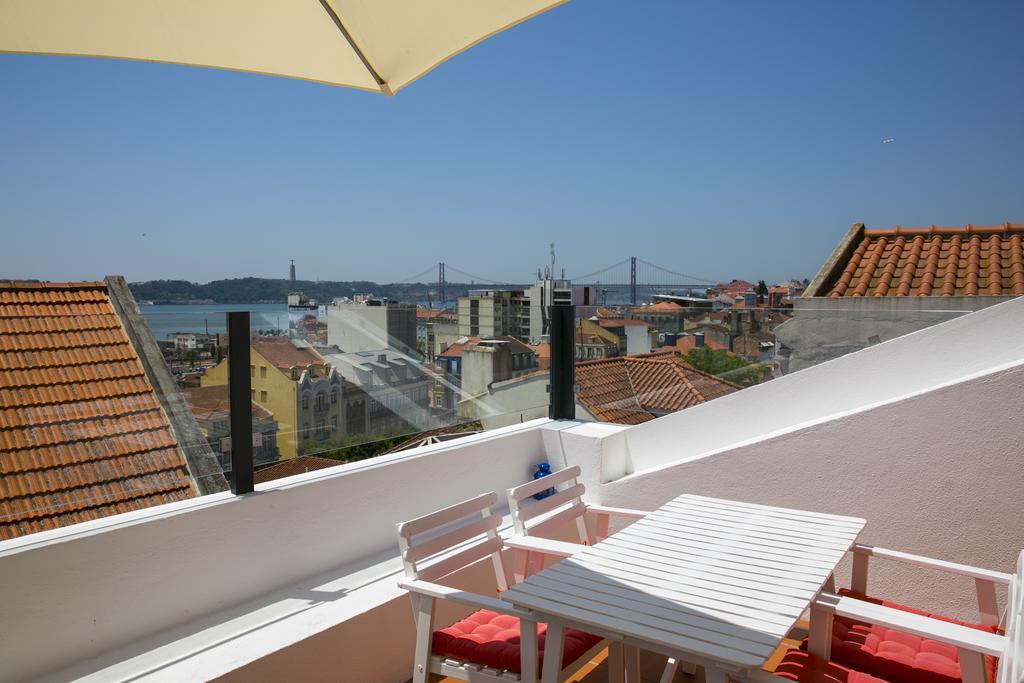 54 Santa Catarina Apartments Lisbon Exterior photo